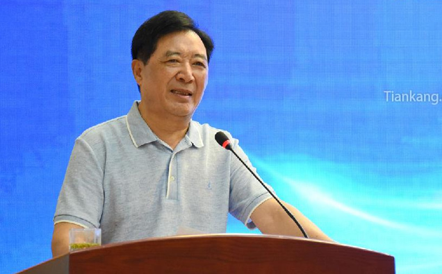 天康集團(tuán)董事長(zhǎng)趙寬 天康集團(tuán)董事長(zhǎng)趙寬